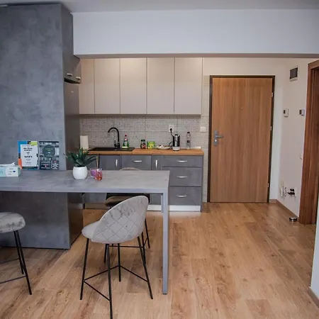 Gavas Viva City アパート *